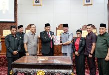 Serah Terima Jabatan Gubernur Bengkulu: Helmi-Mian Resmi Pimpin Bengkulu