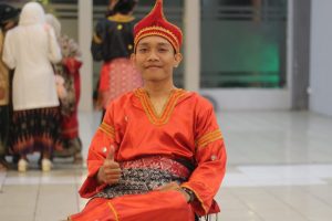 Seni berkata Kata Dalam Budaya Minangkabau memiliki bentuk yang sangat khas