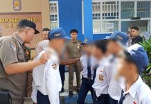 Satpol PP Lebong Amankan 12 Siswa yang Bolos Saat Jam Sekolah, Langsung Dibina di Sekolah