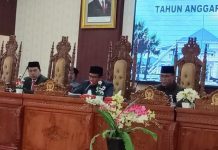 DPRD Lebong Matangkan Raperda 2025 dalam Paripurna