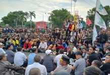 Sampaikan Tuntutan, Massa Aksi  Juga Sumpah DPRD Bengkulu Untuk Setia Berpihak ke Rakyat