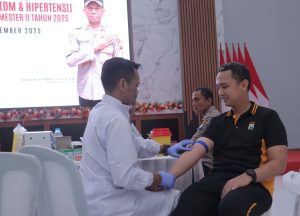 Deteksi Dini Penyakit Degeneratif, Polres Blitar Bersama Prodia Periksa Kesehatan Ratusan Personel