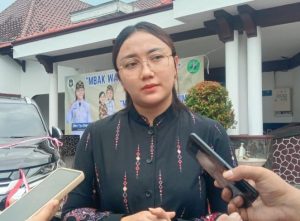 Elim Tyu Samba Alihkan Mobil Dinas untuk Ibu Hamil: Murni Kepedulian, Bukan Politik
