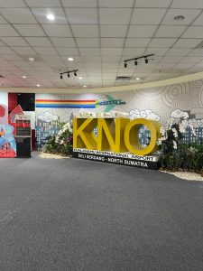 Skandal Tender Bandara Kualanamu: Pemenang Digugurkan, Diduga Kuat untuk “Ngomporin” Perusahaan Ilegal