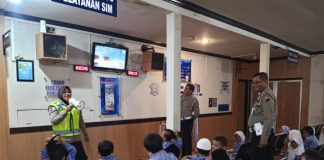 Tanamkan Budaya Tertib Lalu Lintas Sejak Dini, Satlantas Polres Kendal Ajak Siswa TK Nonton Animasi ‘POLMAN