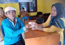 Penyaluran BLT-DD Bulan November untuk 12 KPM Digelar di Kantor Desa Bajak III