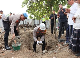 Kapolres Kendal Letakkan Batu Pertama, Pembangunan Mapolsek Kangkung Resmi Dimulai