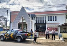 Menjaga Kedamaian Natal dari Desa ke Desa, Polsek Patean Pantau Gereja dan Kapel