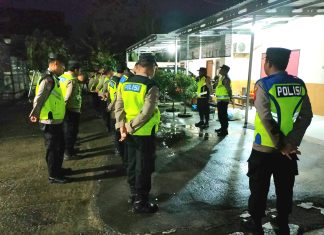 Pimpin Apel Pengamanan Malam Tahun Baru, Kapolsek Gemuh Tekankan Humanisme dan Kewaspadaan