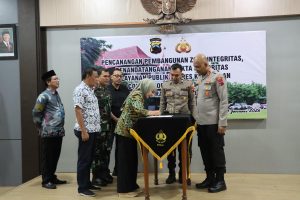 Polres Kendal Deklarasikan Zona Integritas, Perkuat Sinergi Kamtibmas Menjelang Ramadhan