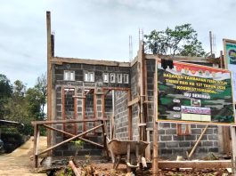 Terus Di Kebut Satgas TMMD, Rumah senimah Tinggal Pasang Atap