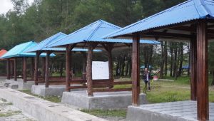 Pemkot Bengkulu Siapkan Puluhan Gazebo Gratis di Pantai Panjang Sambut Lebaran