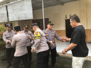 Pererat Silaturahmi Pasca Lebaran, AKP Zarkoni Kapolsek Gemuh Gelar Halal Bihalal Bersama Personel di Mapolsek Gemuh