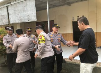 Pererat Silaturahmi Pasca Lebaran, AKP Zarkoni Kapolsek Gemuh Gelar Halal Bihalal Bersama Personel di Mapolsek Gemuh