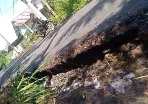 Proyek Jalan GOR Saweak Salok Rp2,9 Miliar, Belum Setahun Sudah Rusak