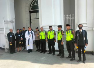 Polrestabes Semarang Perkuat Pengamanan Rangkaian Paskah, Ibadah Kamis Putih dan Jumat Agung Berlangsung Aman dan Khidmat