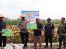 Kapolres Kendal Pimpin Panen Raya Jagung Serentak dan Launching SPPG Polri
