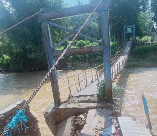 Banyak Jembatan Rusak Diterjang Banjir, Perbaikan Baru Dijanjikan 2027
