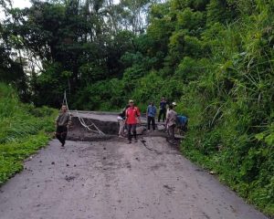 Akibatkan Jalan Amblas, Bupati Lebong Sebut Tak Akan Beri Rekomendasi Izin Galian C