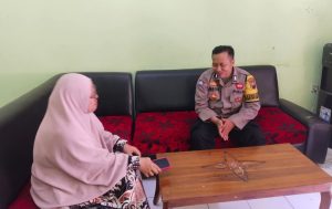Bhabinkamtibmas Polsek Weleri Monitor Kelulusan SMP IT Ulul Albab, Tekankan Larangan Konvoi