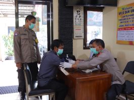 Dukung Program Polda Jateng Peduli TB Paru, Bhabinkamtibmas Kendal Edukasi dan Lakukan Tracing Warga