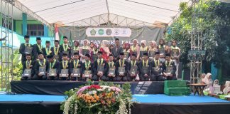 Apresiasi Generasi Islami, MTs NU 08 Gemuh Gelar Wisuda dan Pelepasan Siswa Kelas IX
