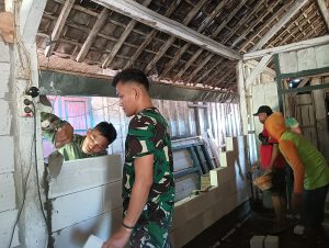 TMMD KE 128, Kodim Bojonegoro mulai Pasang Bata Ringan dengan teliti,  RTLH Ibu Saelah