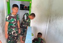 Kamar Mandi hingga Tempat Wudhu Disulap Lebih Bersih, Satgas TMMD Bersama Warga Gotong Royong