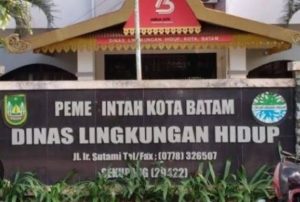 Surat Konfirmasi Diabaikan, Petugas Rapat, Publik Bertanya: Di Mana Pengawasan Limbah MBG Batam?