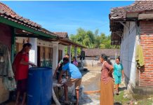 Musim Kemarau Tak Menyurutkan Semangat, Satgas TMMD Ke-129 Salurkan Air Bersih untuk Warga Dusun Krebet