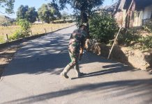 Kualitas Jadi Utama, Satgas TMMD Rutin Siram Jalan Beton di Kedungadem