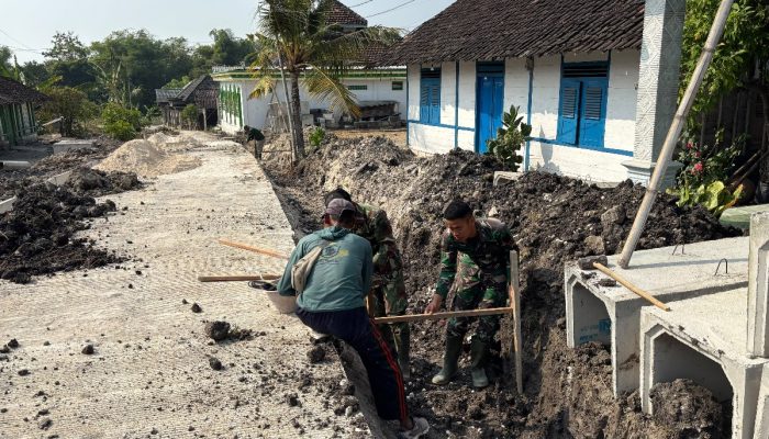 Dari Dusun Krebet untuk Masa Depan Desa, TMMD Bangun Drainase yang Penuh Manfaat