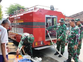 Kekeringan Air, Dandim 0715/Kendal Kerahkan Water Tank Truck Salurkan Air Bersih ke Dusun Pilangsari