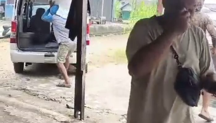 Ambulans Bantuan Gubernur Bengkulu Malah Angkut Pupuk di Lebong