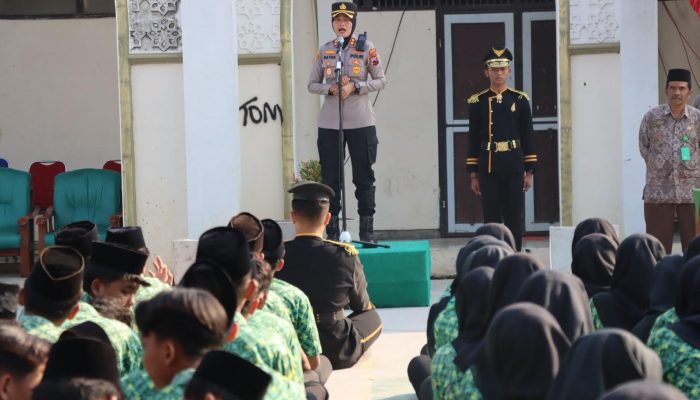 Kapolres Kendal Pimpin Apel di MAN Kendal, Peringatkan Pelajar Jauhi Aksi “Kreak” dan Senjata Tajam