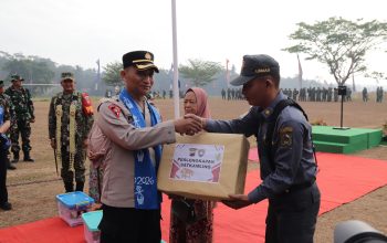 TMMD Reguler ke-129 Tak Sekadar Bangun Jalan Pos Kamling Pun Diperkuat