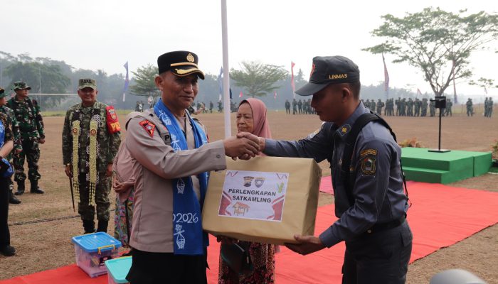 TMMD Reguler ke-129 Tak Sekadar Bangun Jalan Pos Kamling Pun Diperkuat