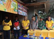 Wujud Kepedulian, Polres Kendal Salurkan 13.000 Liter Air Bersih dan Beras di Desa Sidokumpul