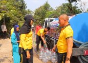Polres Kendal Bantu Warga Kalipuru Hadapi Krisis Air Bersih Akibat Kemarau