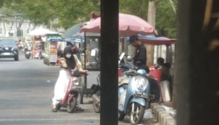 LPM dan Forum RT/RW Diminta Telusuri Dugaan Pungli di Kawasan GOR Gondrong, Warga Pertanyakan Pengelolaan PKL